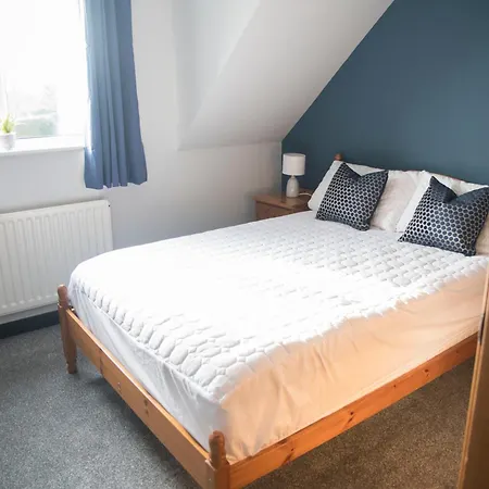 White Rose Cottages, Near Apartmán *